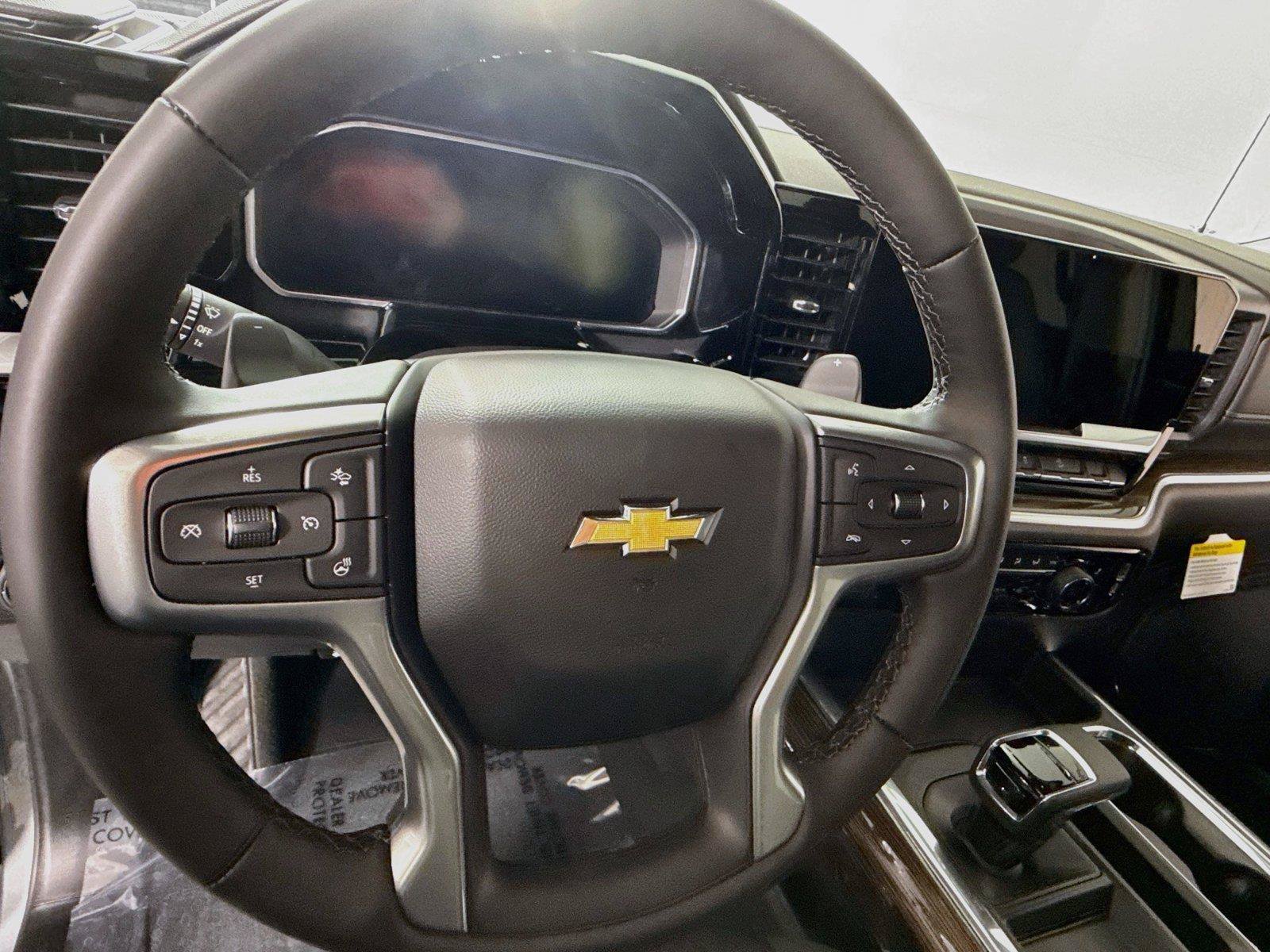 New 2026 Chevrolet Silverado 1500 LT w/ Z71 Off-Road Package AWD/4WD image 5