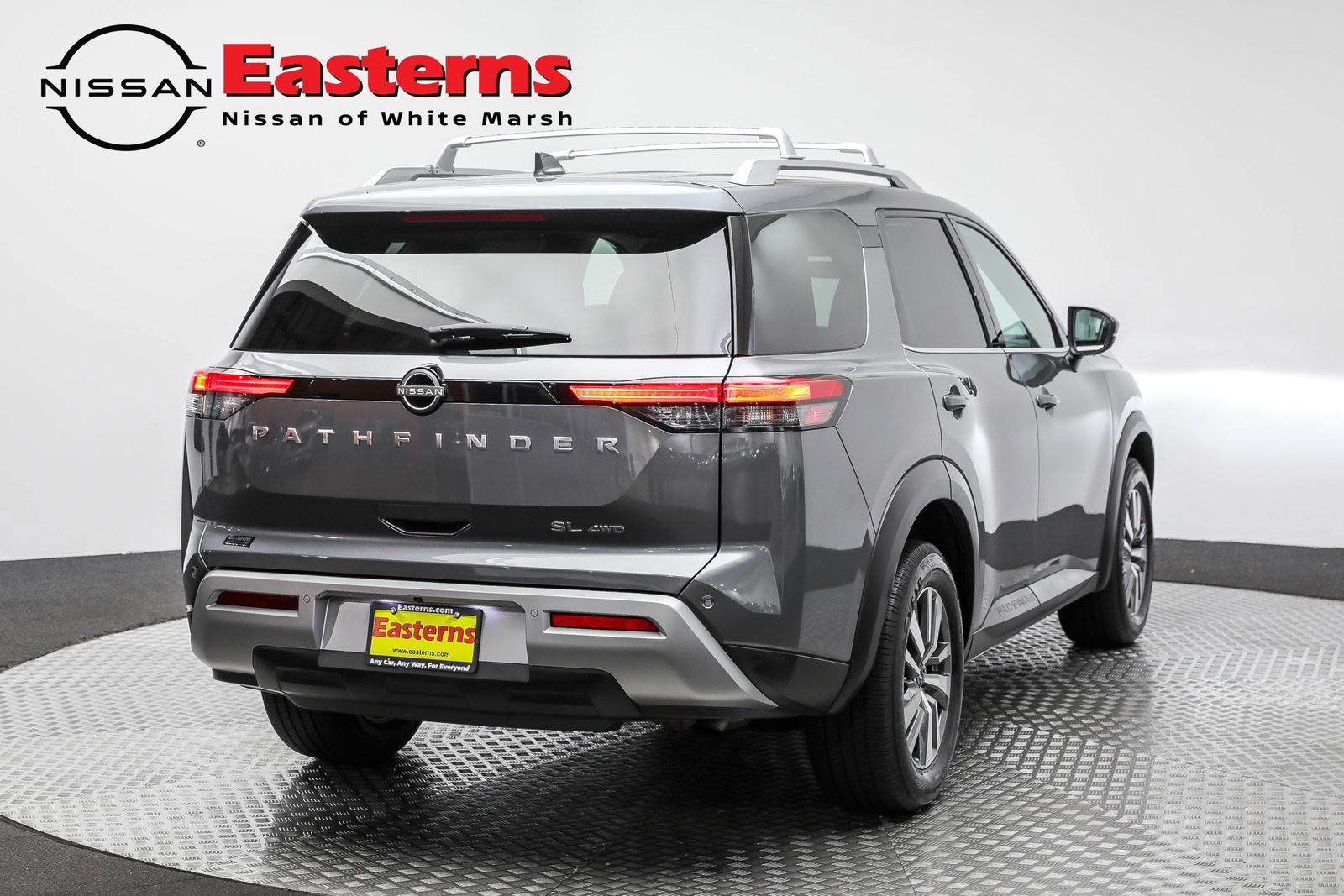 Used 2023 Nissan Pathfinder SL image 6