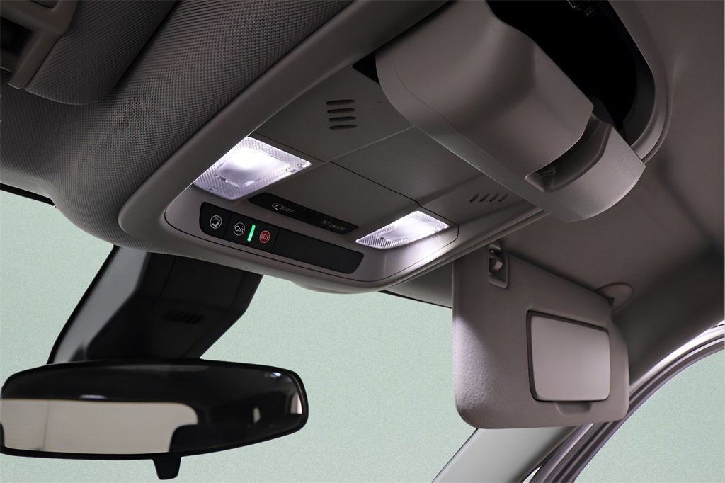 Used 2023 Chevrolet Equinox LT image 15