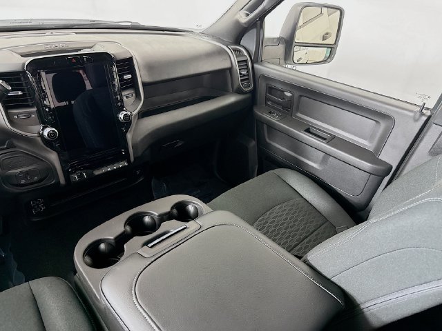 New 2026 RAM 3500 Tradesman AWD/4WD image 22