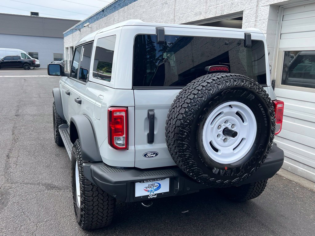 New 2026 Ford Bronco Heritage Edition AWD/4WD image 9