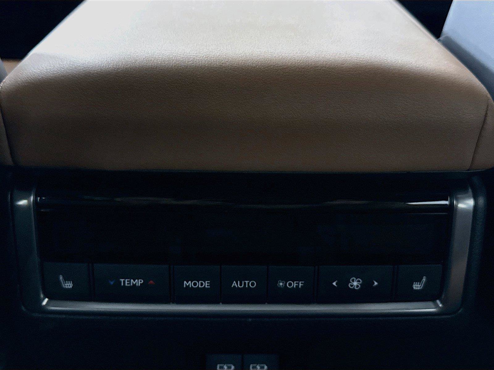 Used 2025 Lexus GX 550 w/ Cold Area Package AWD/4WD image 36