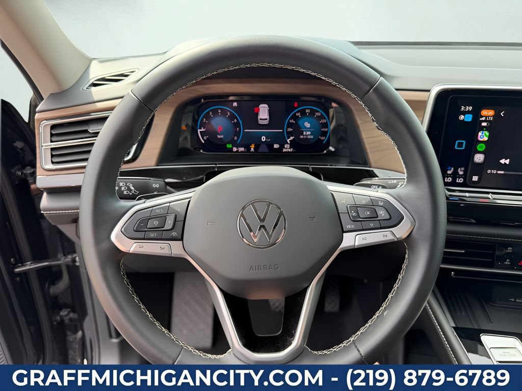 Used 2026 Volkswagen Atlas SE AWD/4WD image 16