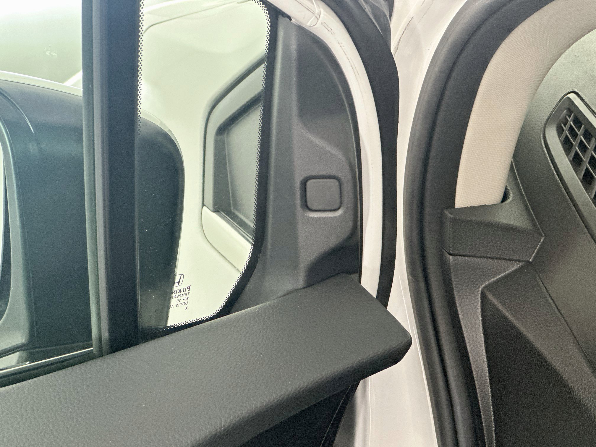 Used 2025 Honda Odyssey EX-L image 16