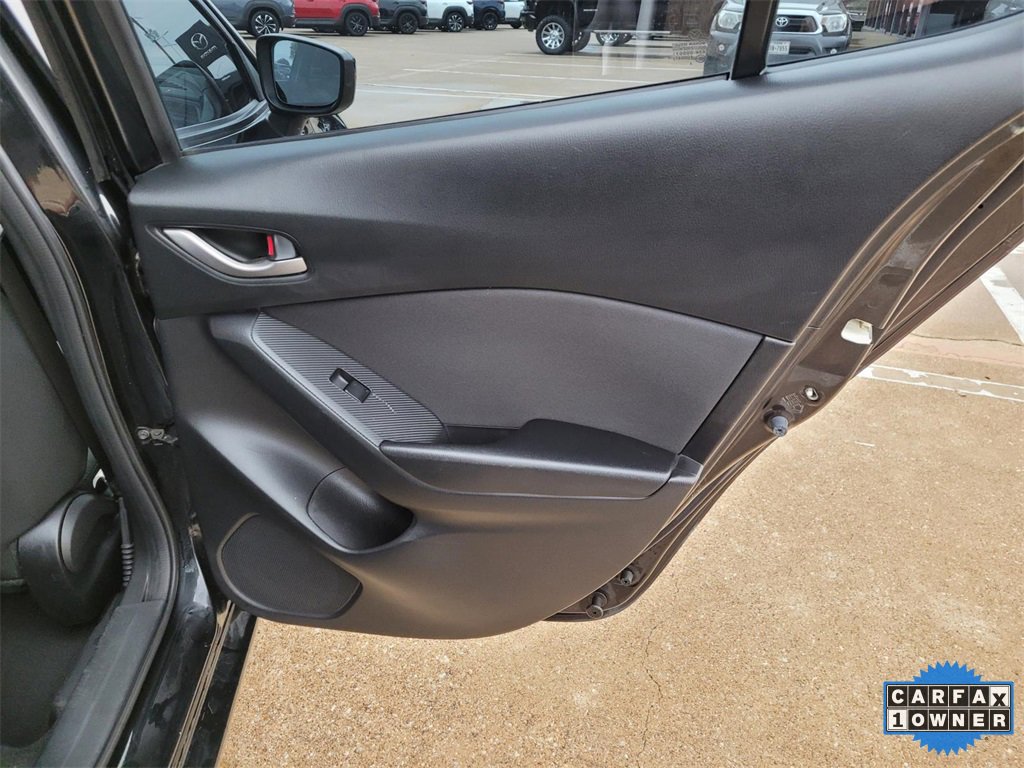 Used 2014 MAZDA MAZDA3 i Sport image 9