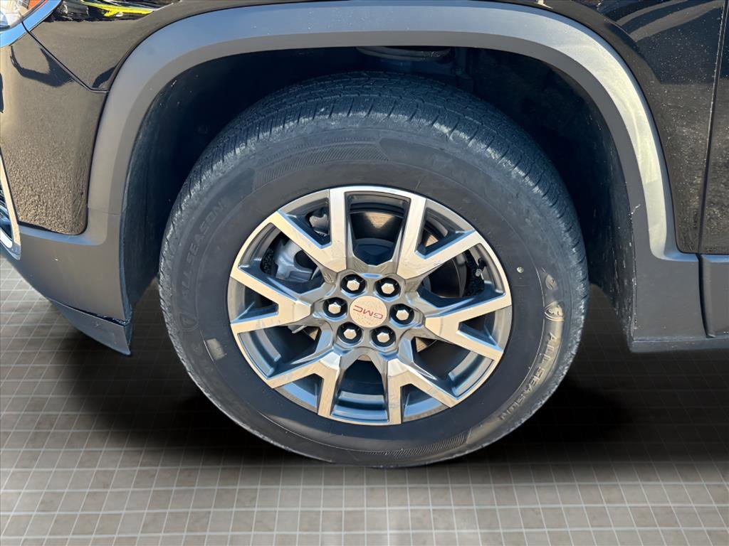 Used 2023 GMC Acadia SLT image 15