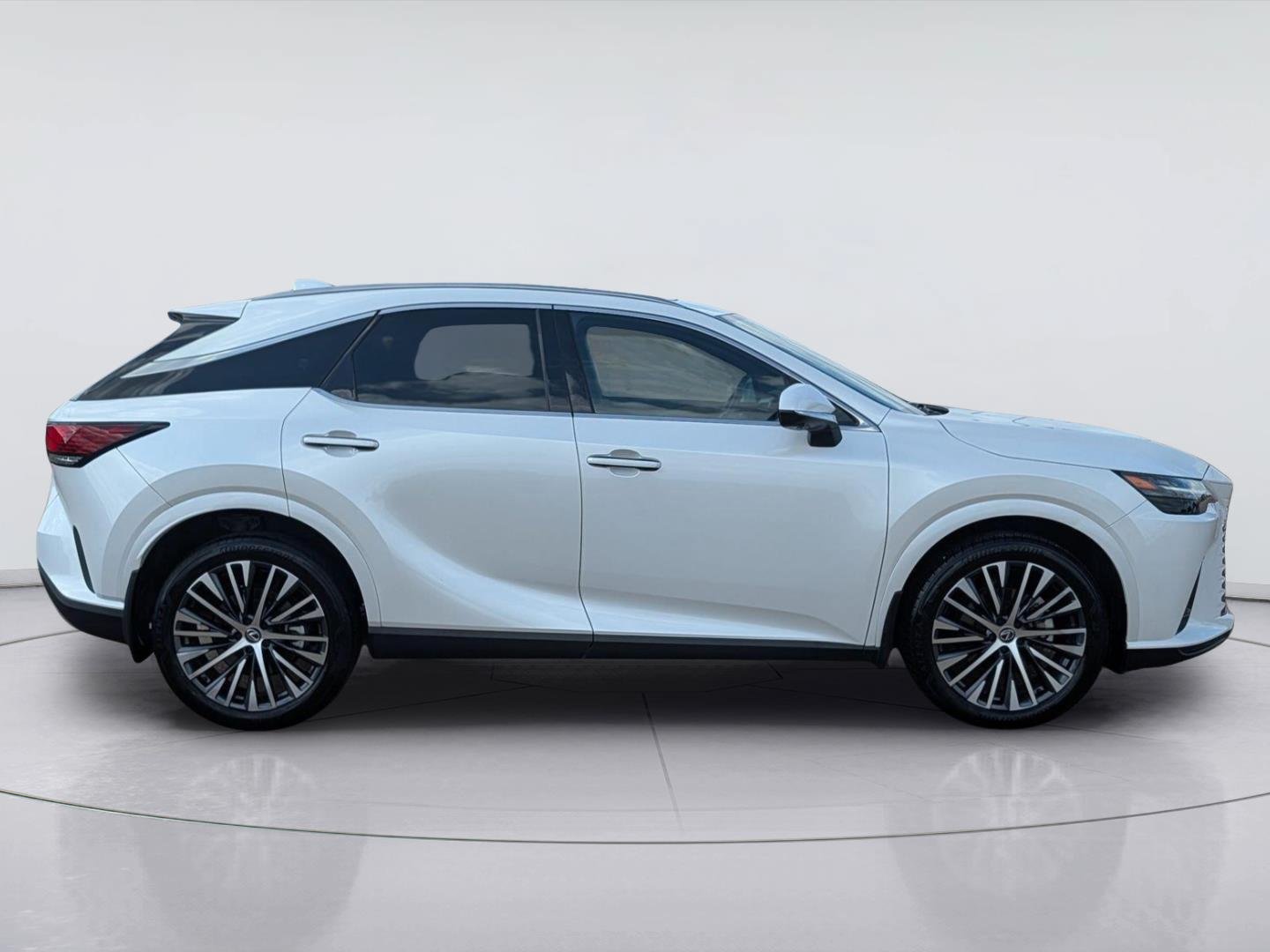 Used 2023 Lexus RX 350 Premium Plus w/ Accessory Package (K3) FWD image 6