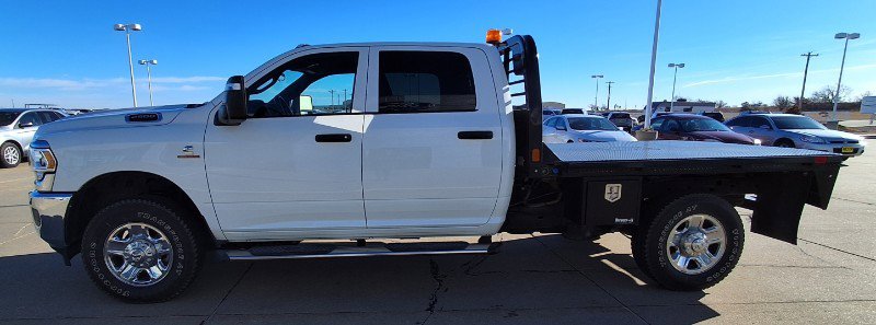 Used 2024 RAM 2500 Tradesman w/ Chrome Appearance Group image 5