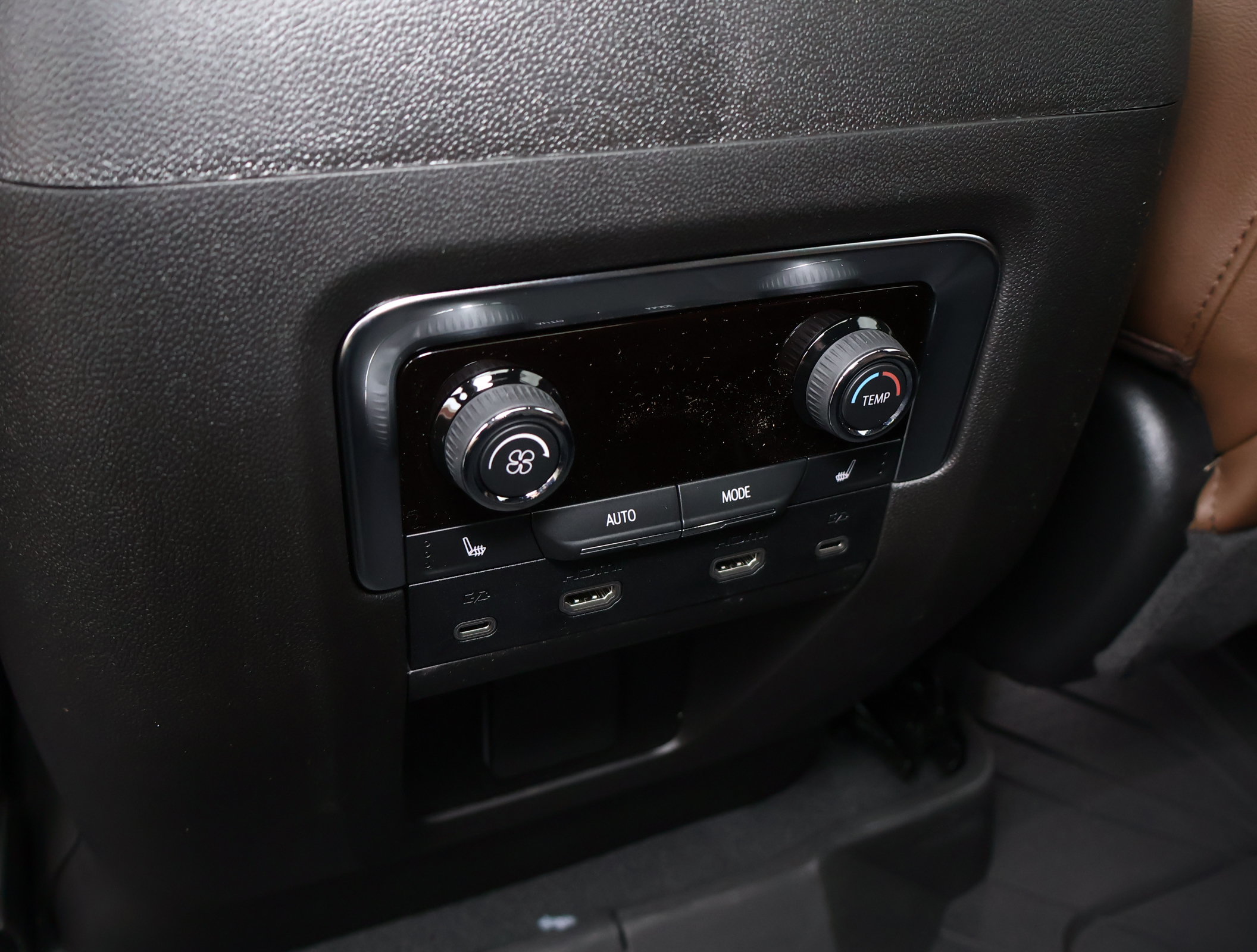 New 2026 Chevrolet Tahoe High Country AWD/4WD image 27