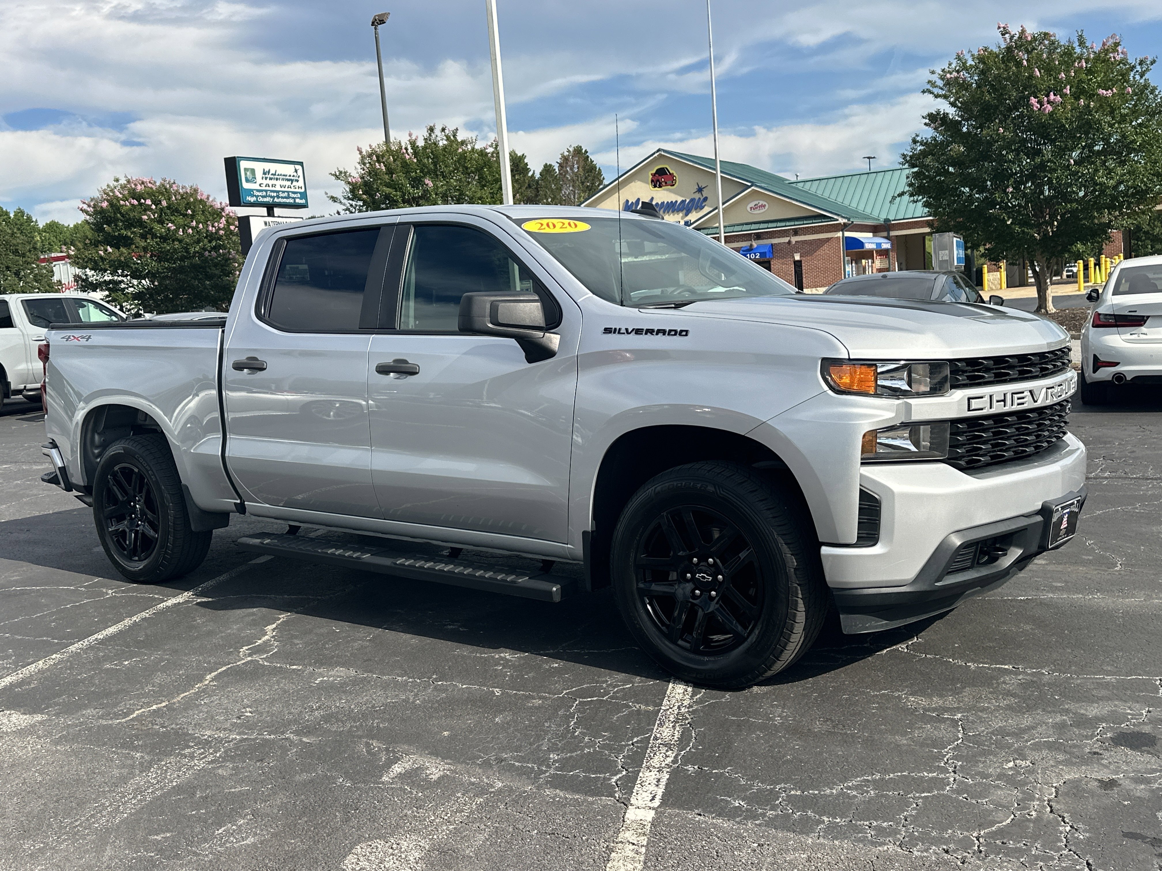 Used 2020 Chevrolet Silverado 1500 Custom w/ Rally Edition AWD/4WD image 2