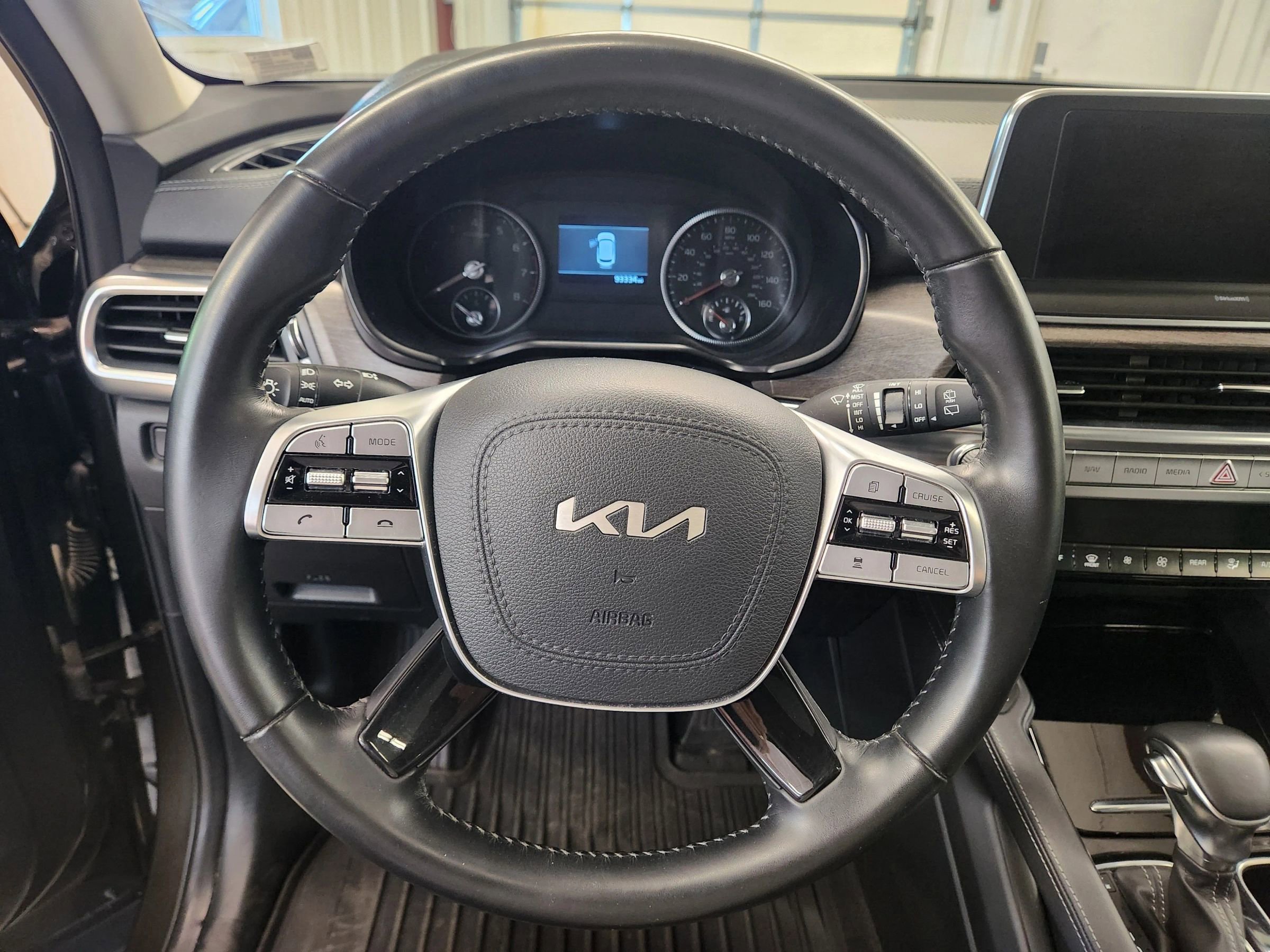 Used 2022 Kia Telluride EX w/ EX Premium Package image 34