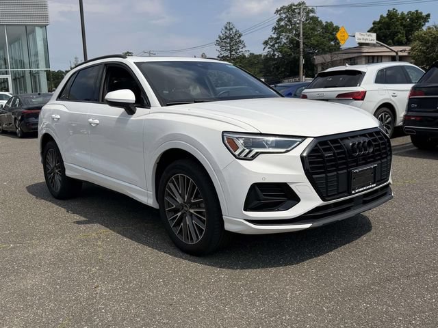 Used 2023 Audi Q3 2.0T Premium w/ Convenience Package AWD/4WD image 5