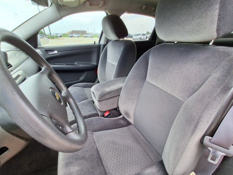 Used 2015 Chevrolet Impala Police FWD image 11