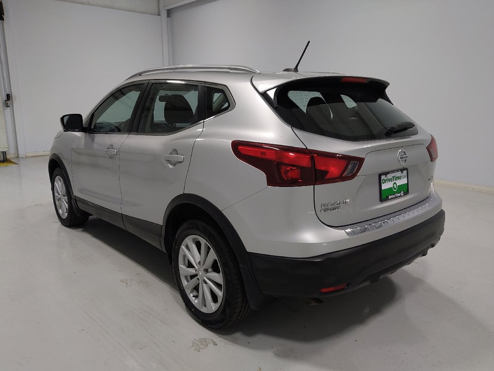 Used 2017 Nissan Rogue Sport SV w/ SV Premium Package AWD/4WD image 5