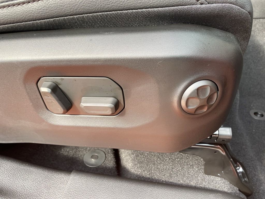 New 2025 Jeep Wrangler Sahara w/ Safety Group image 13