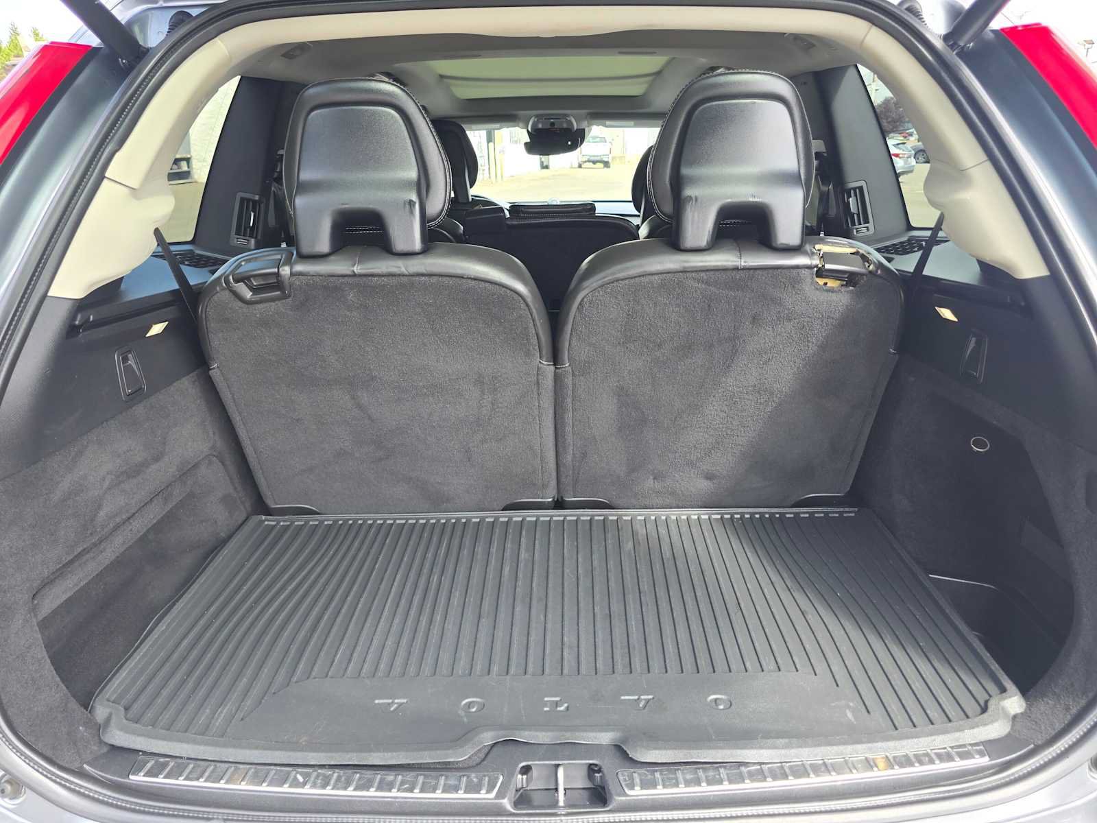 Used 2016 Volvo XC90 T6 Inscription w/ Vision Package AWD/4WD image 14