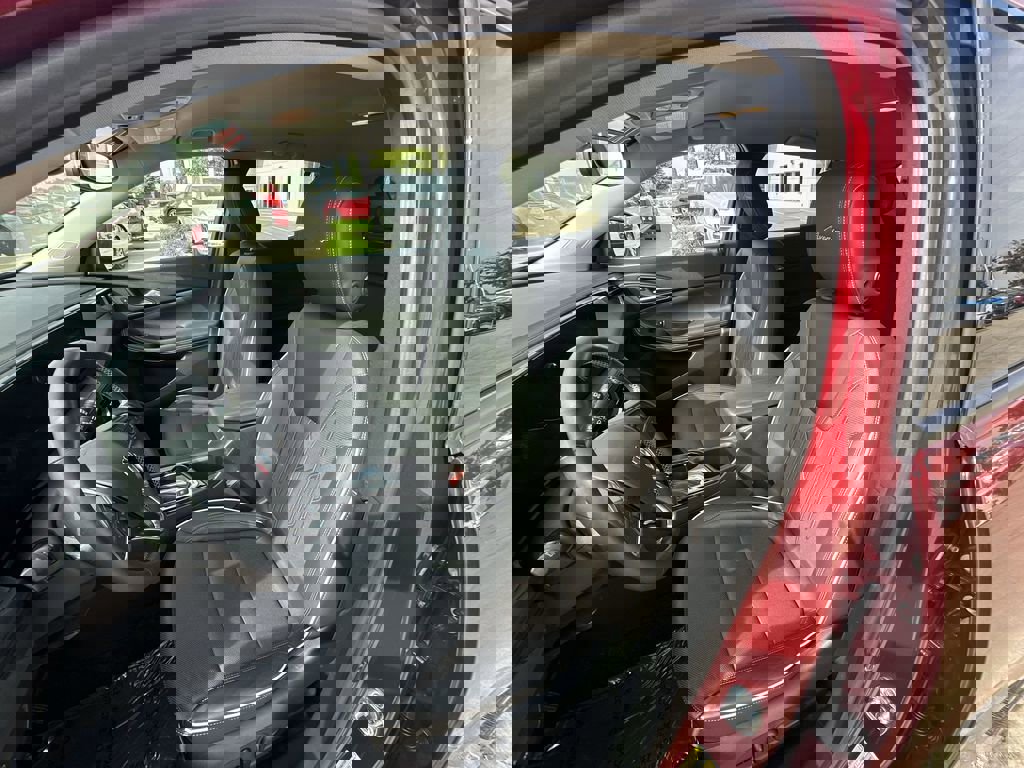 Certified 2024 Buick Encore GX Avenir image 18