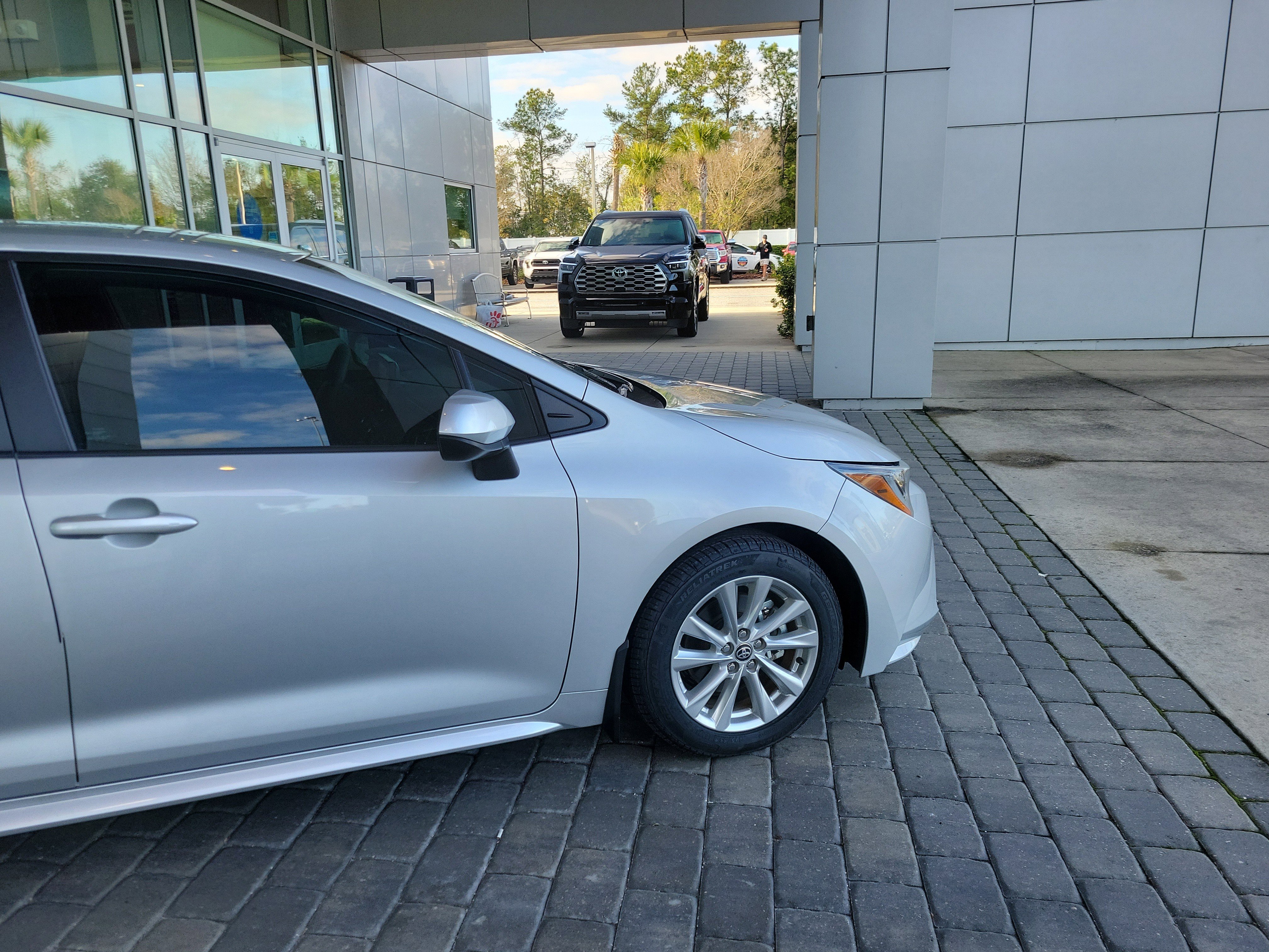 Certified 2023 Toyota Corolla LE image 8