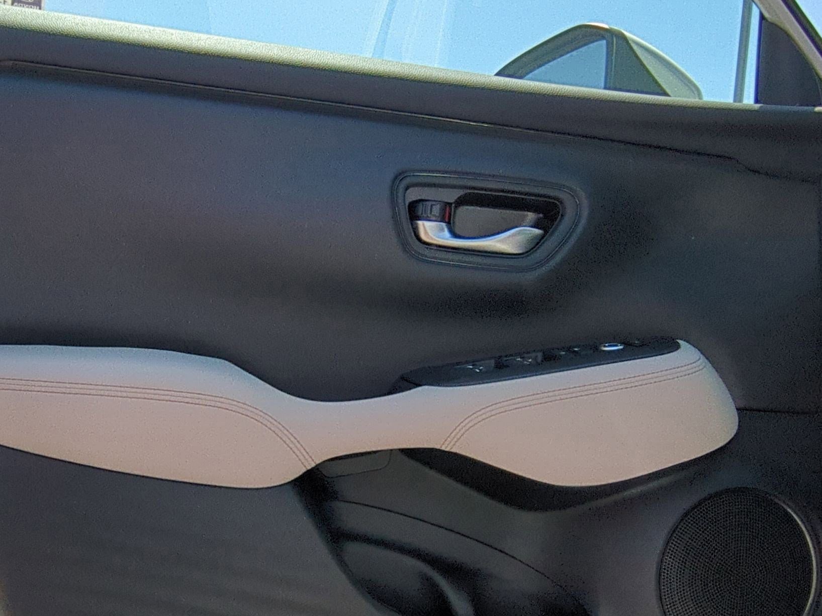 New 2026 Honda HR-V EX-L image 13