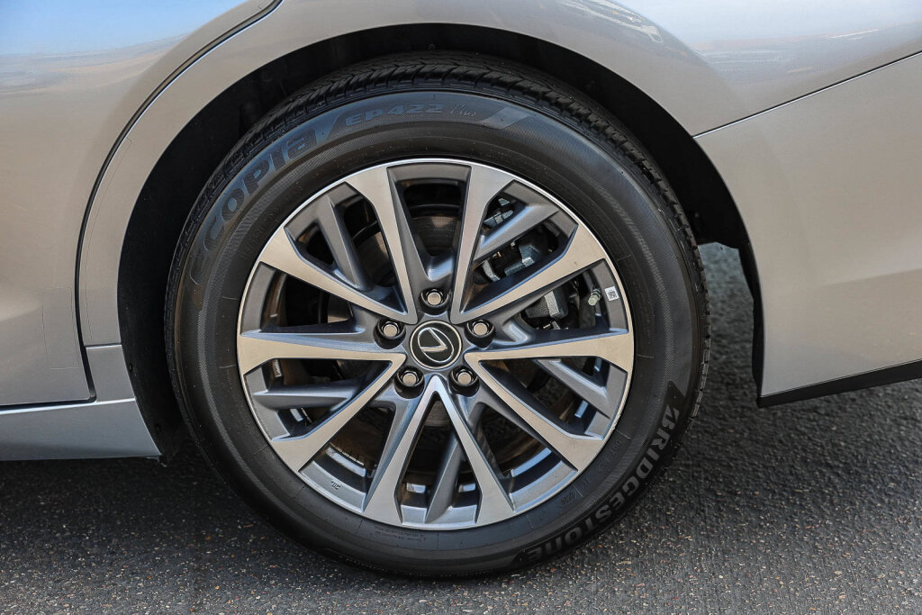 Used 2025 Lexus ES 350 FWD image 28