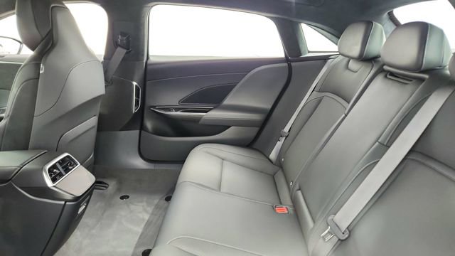 Used 2024 Lucid Air Pure RWD image 28