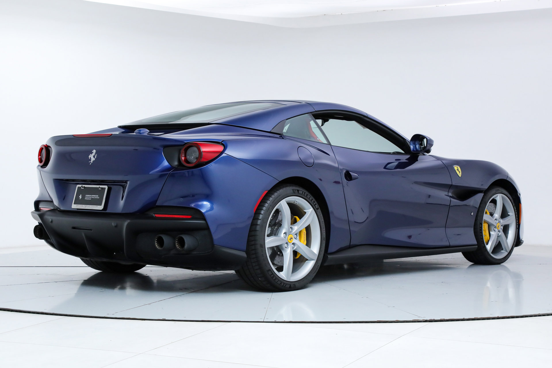 Certified 2023 Ferrari Portofino M image 15