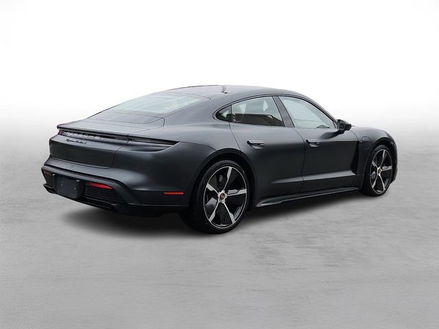 Used 2022 Porsche Taycan Turbo S image 6