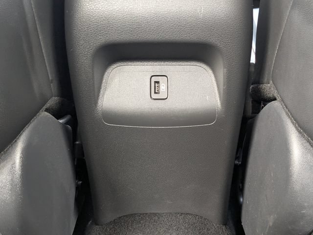 Used 2025 Nissan Sentra SR w/ SR Premium Package FWD image 16