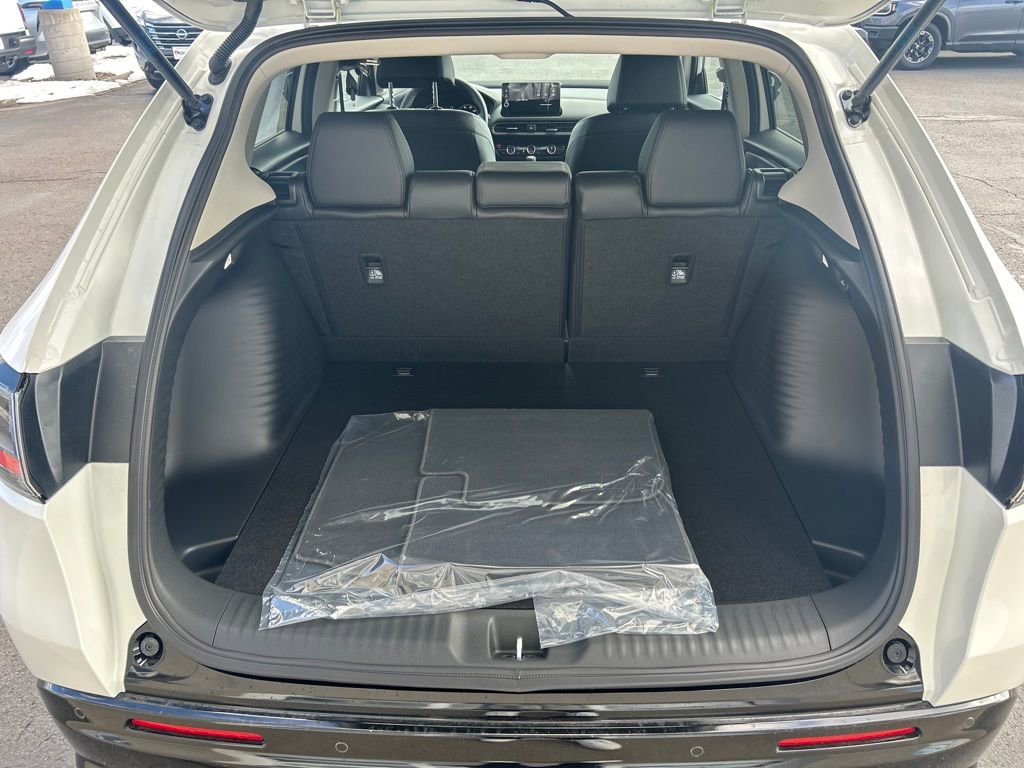 New 2026 Honda HR-V EX-L image 13