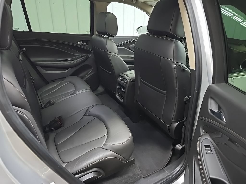 Used 2018 Buick Envision Essence AWD/4WD image 18