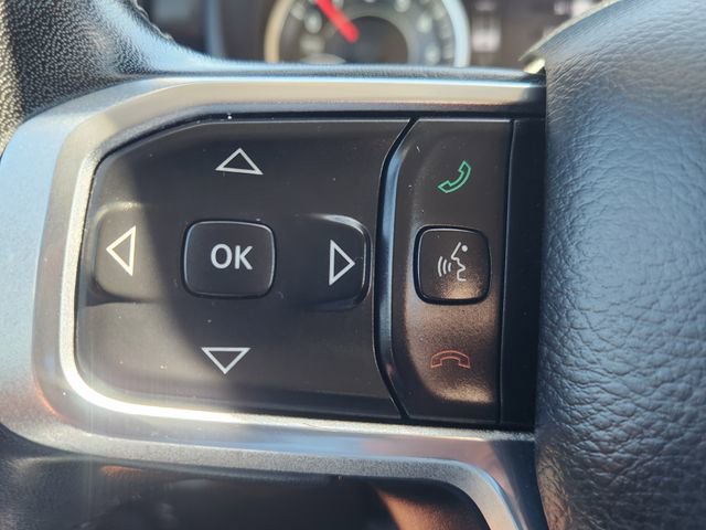 Used 2019 RAM 1500 Laramie image 31