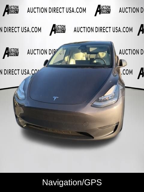 Used 2023 Tesla Model Y Long Range image 5