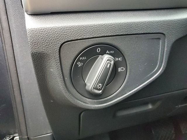 Used 2022 Volkswagen Atlas Cross Sport SE image 21