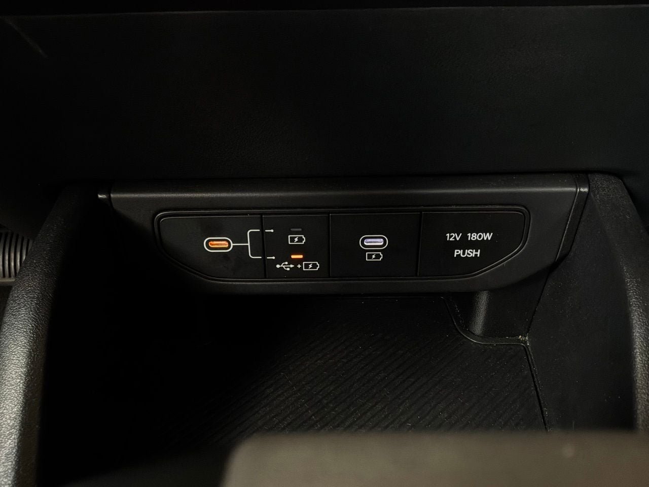 Used 2025 Kia K4 FWD image 26