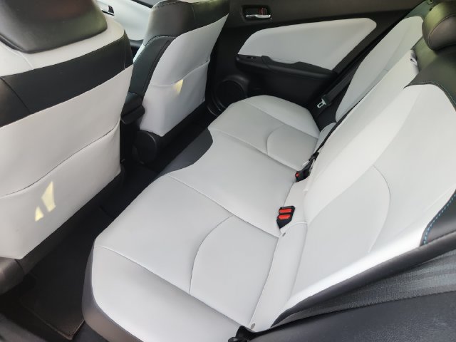 Used 2018 Toyota Prius Four w/ Advanced Technology Package FWD image 21