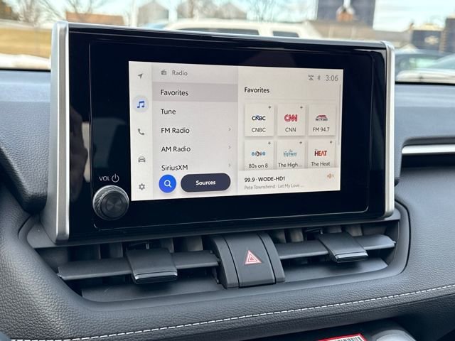 Certified 2025 Toyota RAV4 XLE image 20