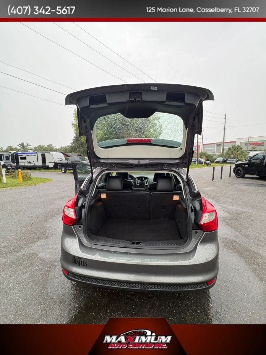 Used 2014 Ford Focus SE w/ Equipment Group 201A FWD image 22