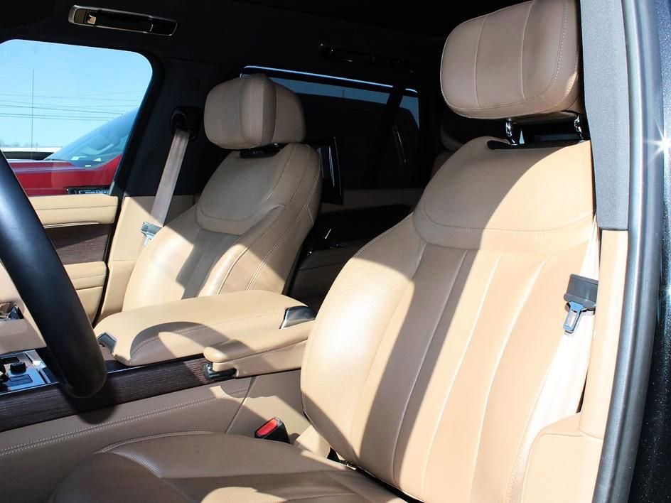Used 2023 Land Rover Range Rover Long Wheelbase Autobiography image 38