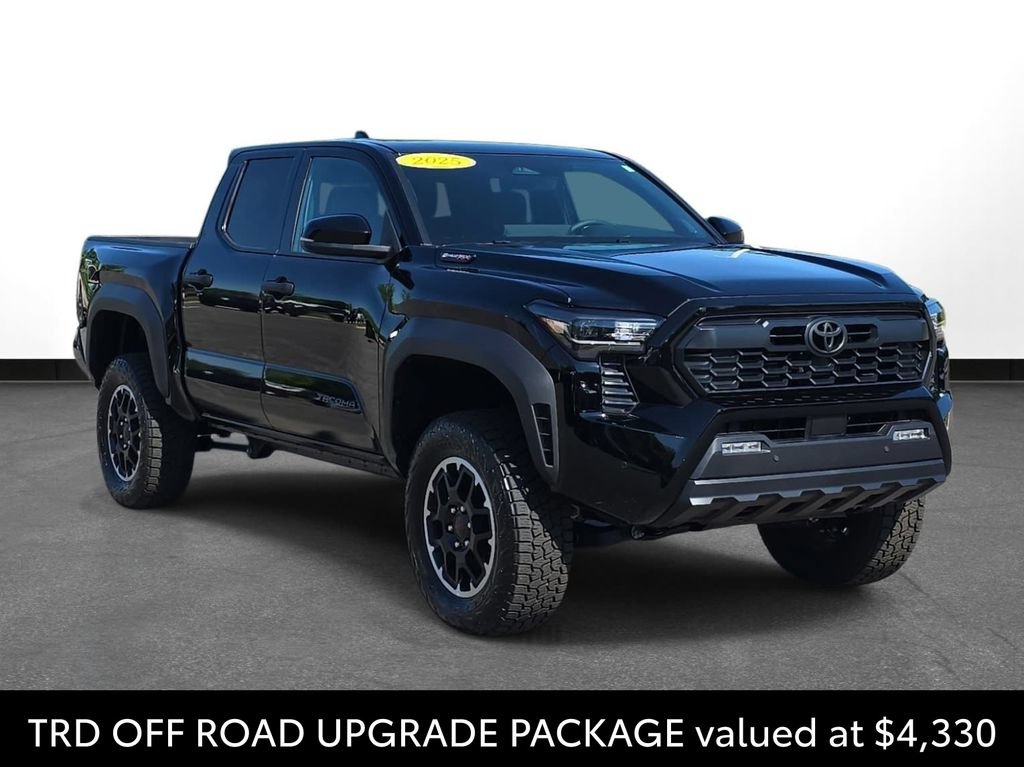 Used 2025 Toyota Tacoma TRD Off-Road w/ TRD Off Road Upgrade Package AWD/4WD image 3