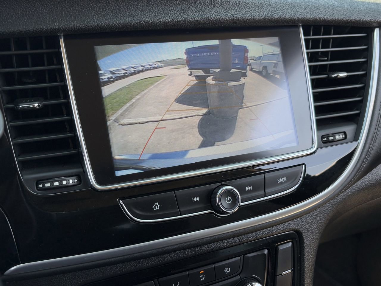 Used 2021 Buick Encore Preferred w/ Safety Package image 20