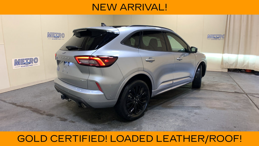 Certified 2024 Ford Escape ST-Line Elite w/ Premium Technology Package AWD/4WD image 3