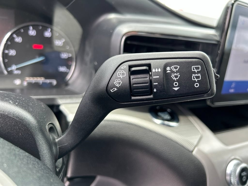 Used 2023 Ford Explorer XLT w/ Equipment Group 202A AWD/4WD image 21