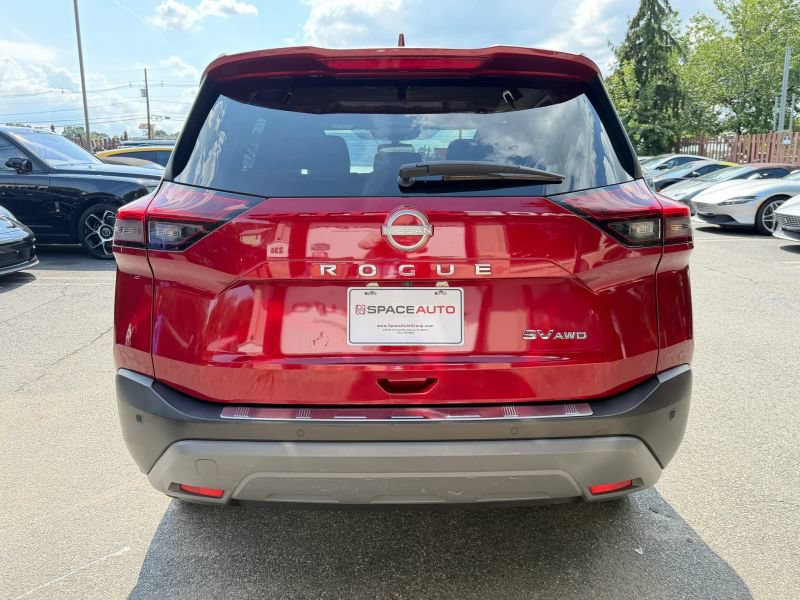 Used 2023 Nissan Rogue SV AWD/4WD image 7