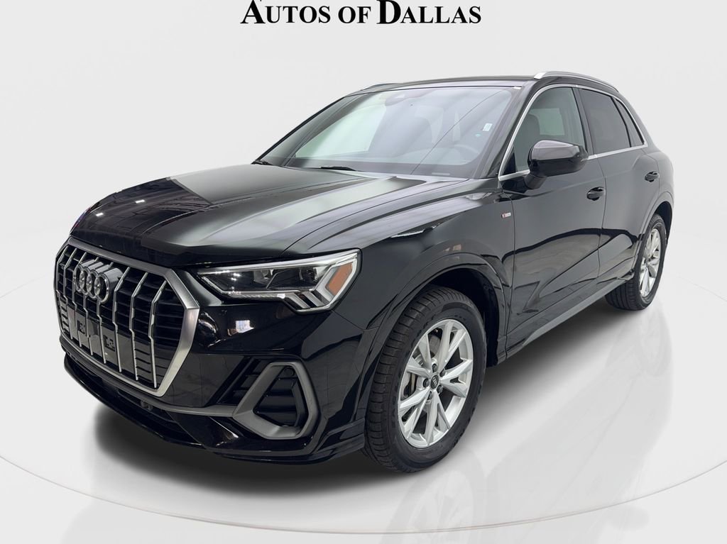 Used 2025 Audi Q3 2.0T Premium image 2