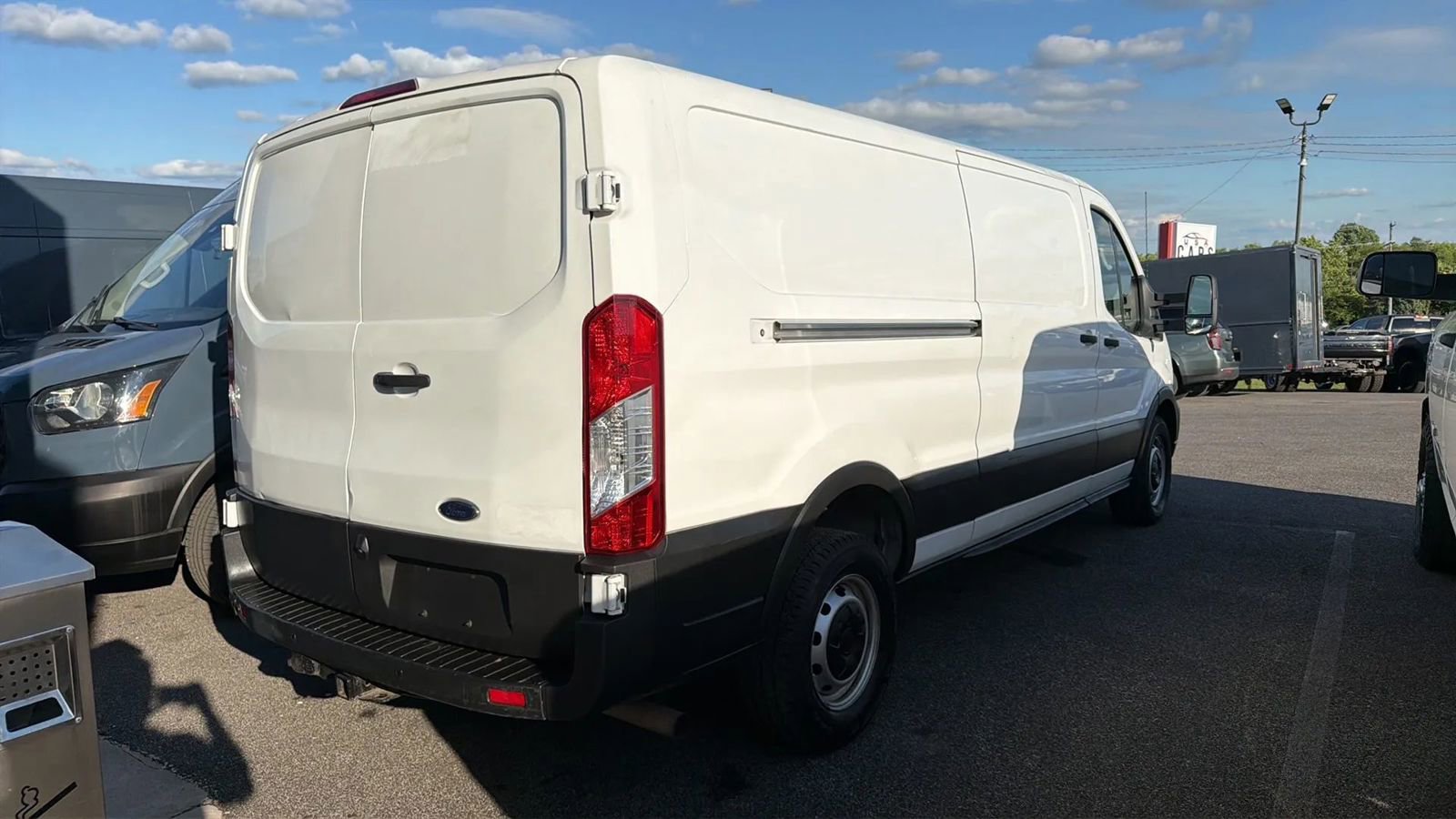 Used 2021 Ford Transit 250 Low Roof RWD image 4