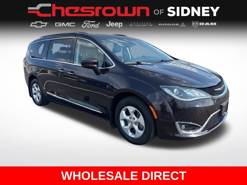 Used 2017 Chrysler Pacifica Touring-L Plus w/ Advanced Safetytec Group image 7