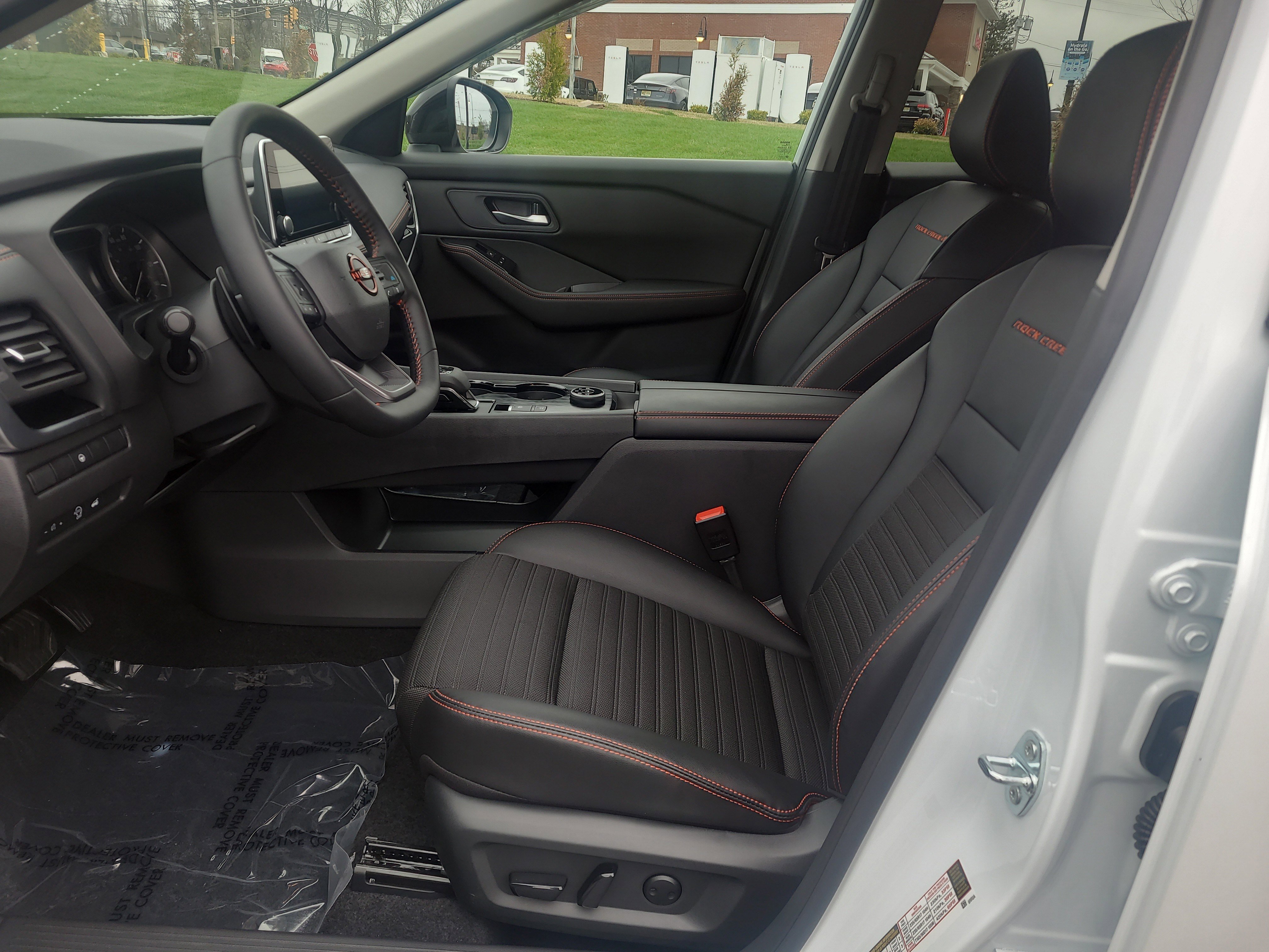 Used 2026 Nissan Rogue SV image 17