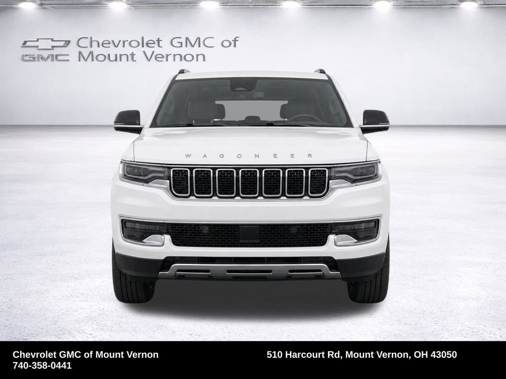 Used 2024 Jeep Wagoneer L Series II w/ Flexible Seating Group AWD/4WD image 5