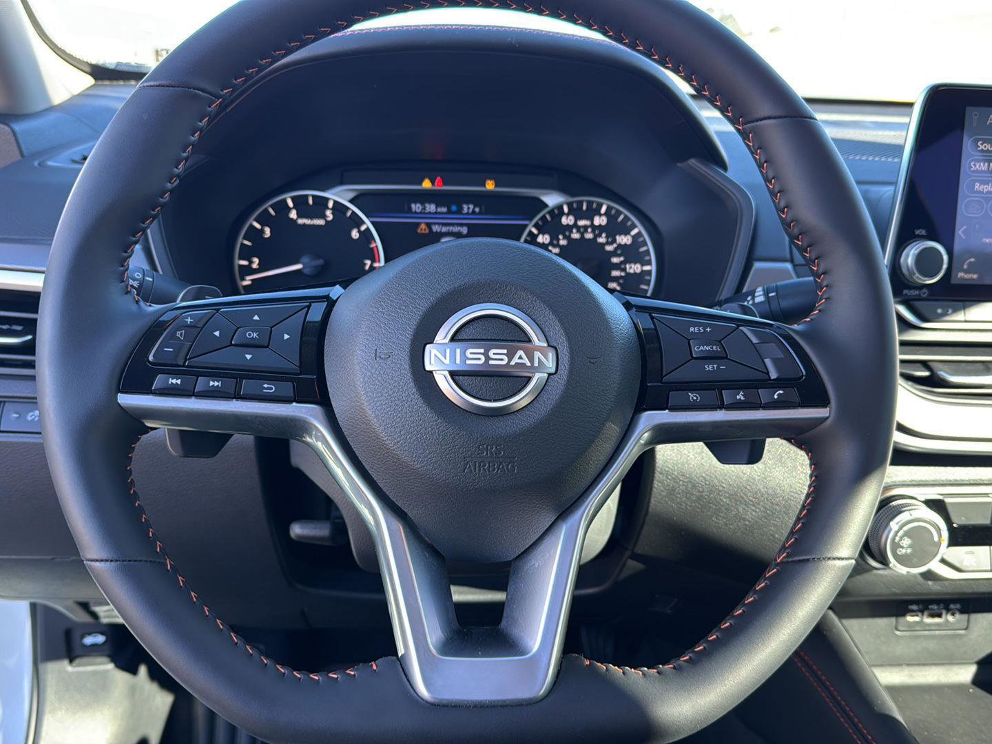 Used 2025 Nissan Altima 2.5 SR image 17