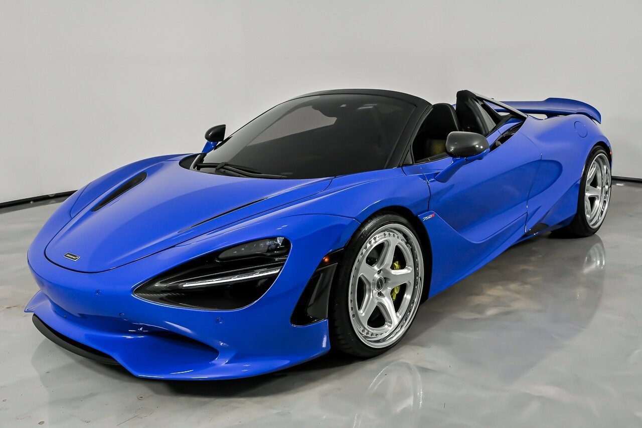 Used 2024 McLaren 750S Spider RWD image 8
